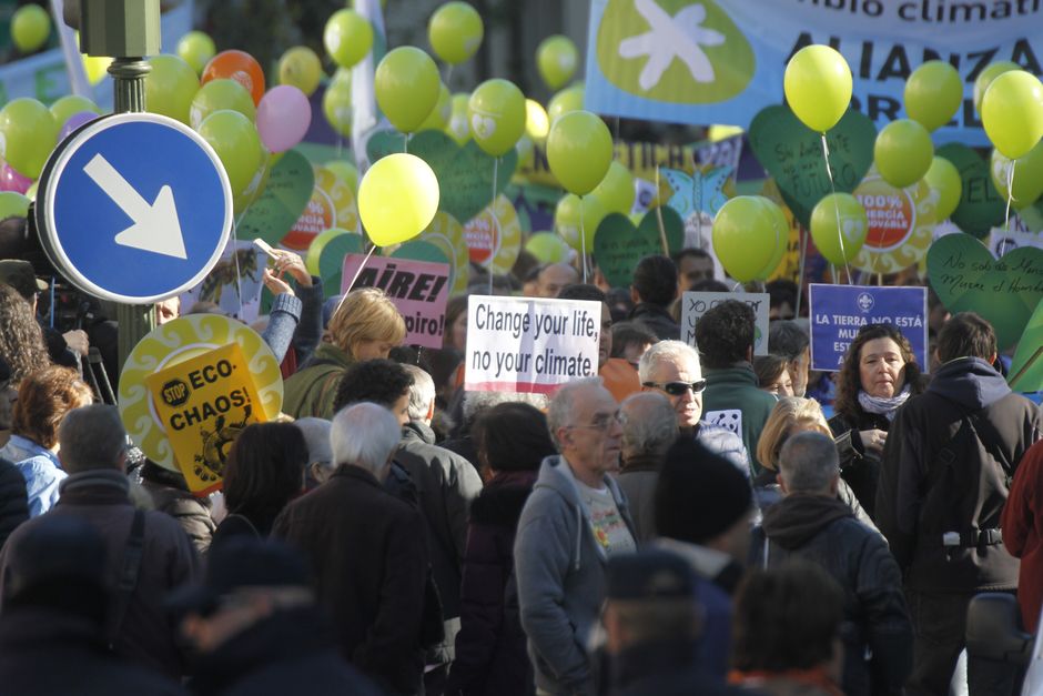 Marcha por el Clima "Frente al cambio climático, cambiemos de modelo" Madrid 29-11-2015