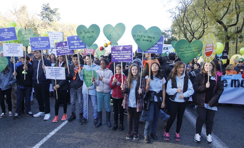 Marcha por el Clima "Frente al cambio climático, cambiemos de modelo" Madrid 29-11-2015