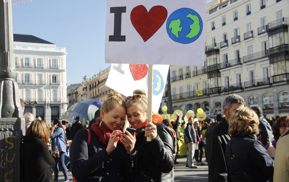 Marcha por el Clima "Frente al cambio climático, cambiemos de modelo" Madrid 29-11-2015