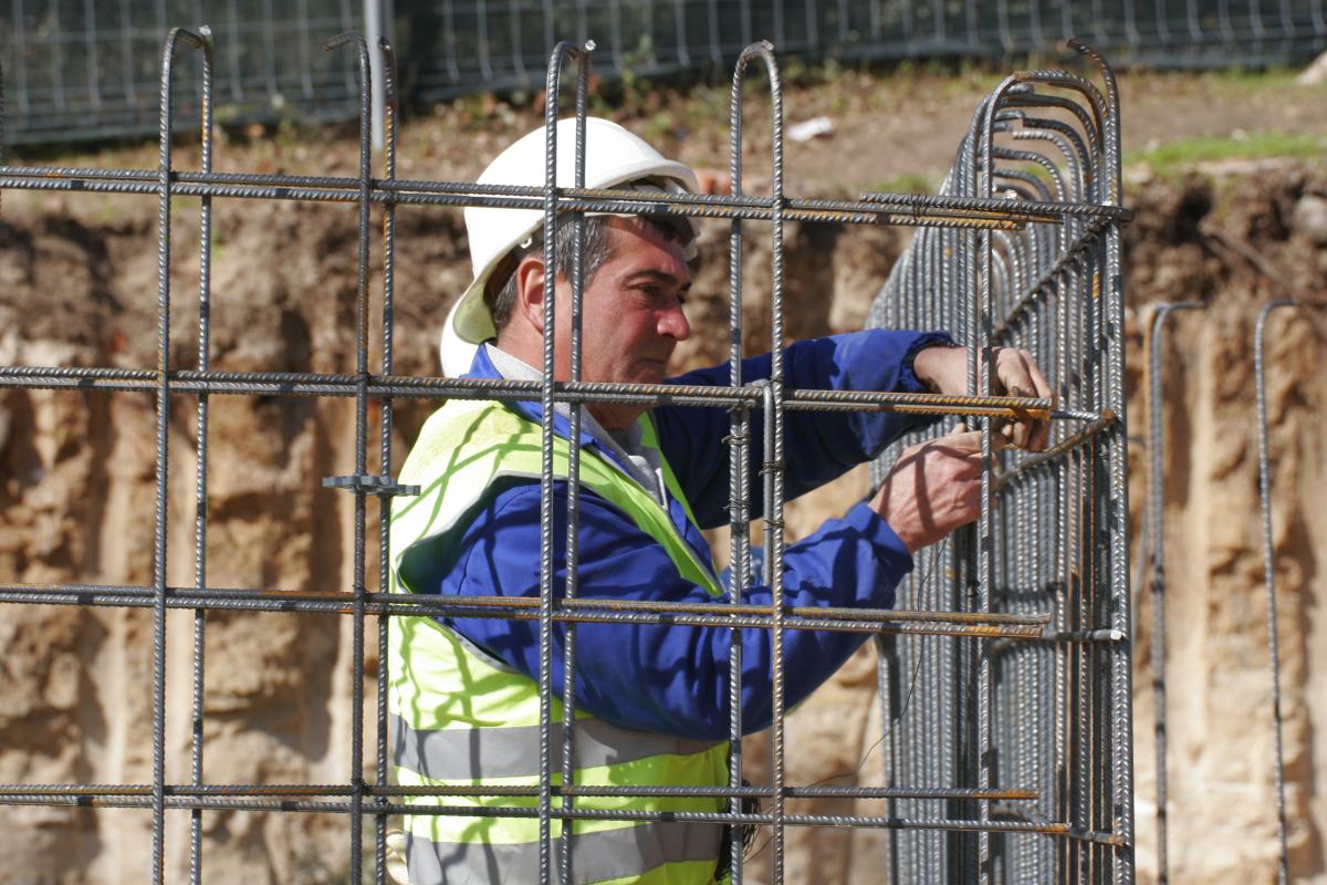 En Madrid se hacen cada mes 1,7 millones de horas extras, el equivalente a 10.000 empleos a tiempo completo