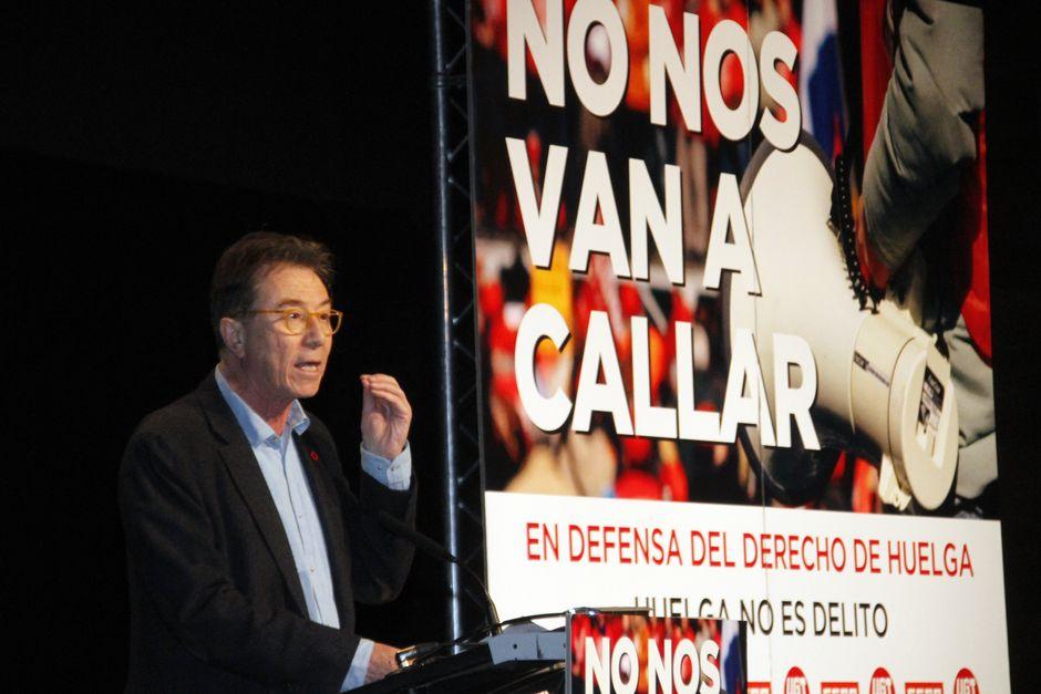 Tenemos que intensificar la presión por el derecho de huelga. (@frlorente)