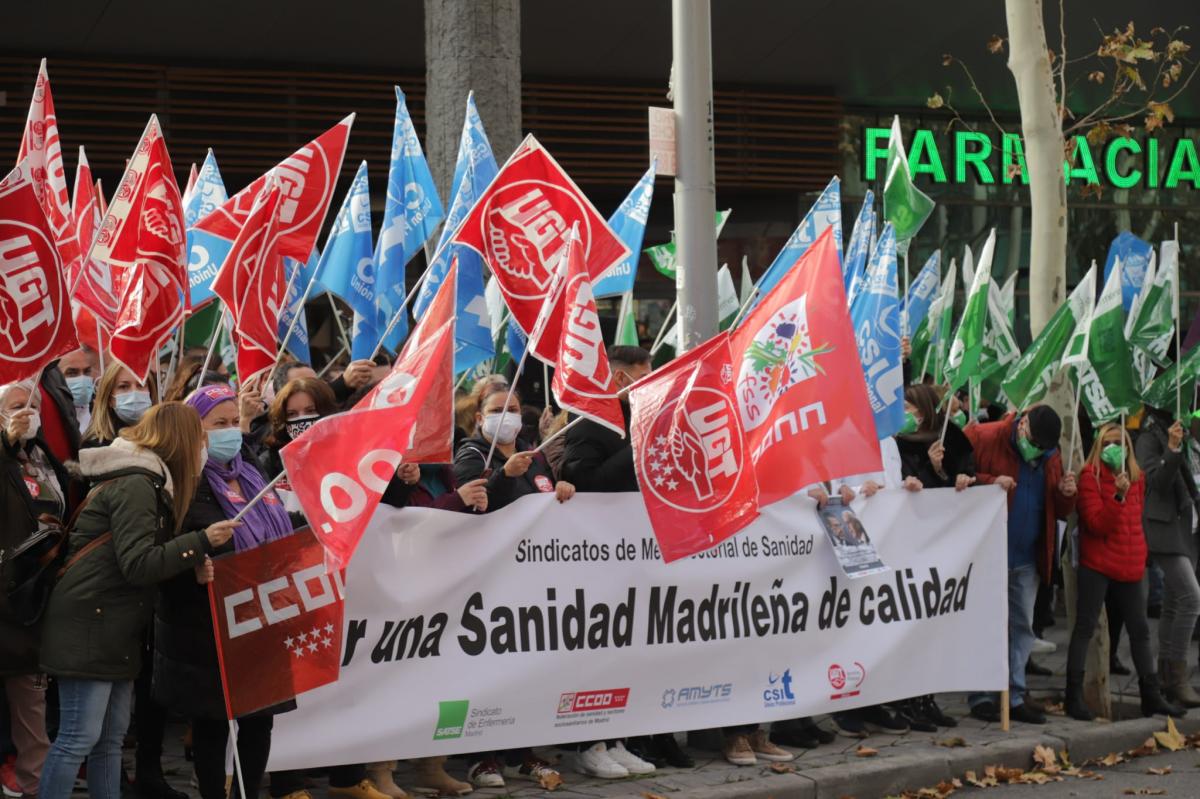 Concentración ante la Asamblea de Madrid
