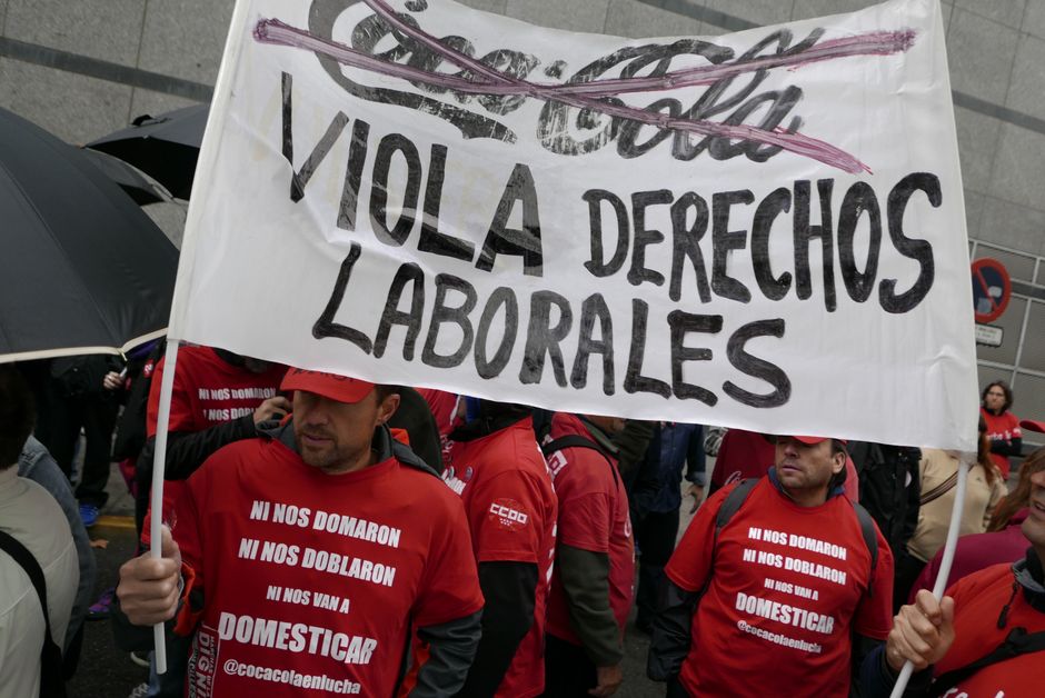 Concentración de apoyo a Juan Carlos Asenjo en los Juzgados de Fuenlabrada