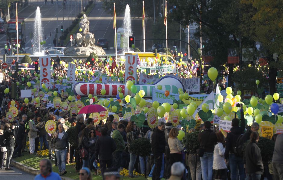 Marcha por el Clima "Frente al cambio climático, cambiemos de modelo" Madrid 29-11-2015