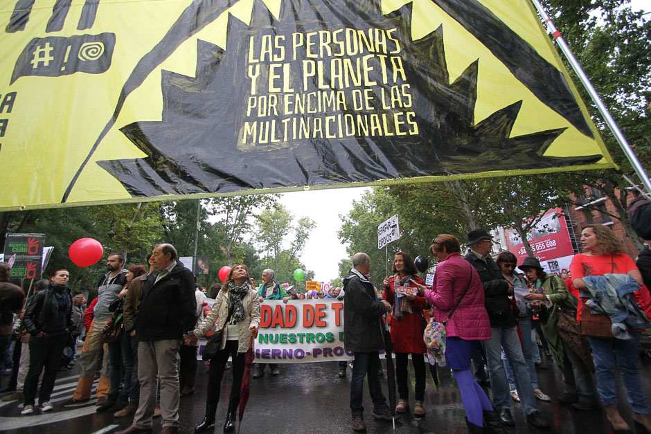 Manifestación contra la pobreza y el TTIP en Madrid, 17 octubre 2015